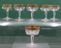 Auktion 372<br>6x Lik&ouml;rschalen, wohl Theresienthal, reliefierter Goldrand, ca. H-8cm