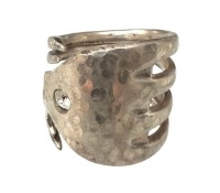 Auktion 372<br>Ring aus einer Kuchengabel, versilbert, RG 61, 17,66 gr, mit klaren Stein