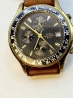 Auktion 372 / Los 2083 <br>Quartz  HAU "ADEC" Chronometer, Lederband, Tragespuren, Werk nicht gepr&uuml;ft