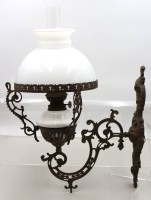 Auktion 372<br>Wand-Petroleum-Lampe, &auml;lter, Milchglasschirm, ca. H-45cm, ca. T-42cm