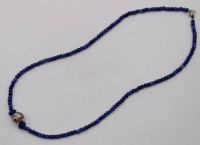 Auktion 372<br>Halskette, Sodalith, mittig Zierelement, ca. L-46cm