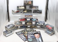 Auktion 372<br>komplette Serie "James Bond Car Collection", 134 Modelle mit Zeitschriften, anbei 3x div. Bond Autos