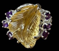 Auktion 372<br>Silberring_925- mit gr. gravierten Citrin, 24 Karat, und  6 Amethyste, RG 57, ungetragen, 9,71 gr.