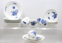 Auktion 372<br>6x komplette Gedecke, Royal Copenhagen, Blue Flower Curved, Tassen H-6,5cm
