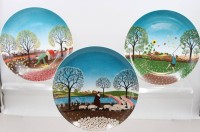 Auktion 372<br>drei F&uuml;rstenberg-Wandteller aus der Serie Die vier Jahreszeiten, Gunhild Terzenbach , Winter fehlt, ca. D-24cm