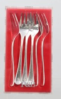 Auktion 372<br>6x Kuchengabeln, Robbe &amp; Berking, K&ouml;nigskordel, 800er Silber, orig. Display und verschwei&szlig;t, ca. 205gr., L-15cm