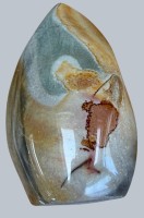 Auktion 372<br>polychromer Jaspis, H-10 cm., 299 gr.