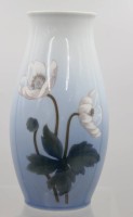 Auktion 373 / Los 8007 <br>Vase, Bing &amp; Gr&ouml;ndahl, florales Dekor, ca. H-21cm