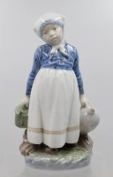Auktion 373 / Los 8049 <br>Figur, Royal Copenhagen, D&auml;nemark, Entw.  Christian Thomsen, Modellnr. 815, ca. H-21cm, ein Schleifstrich