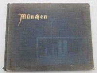 Auktion 373 / Los 3005 <br>Ansichten-Buch ,, M&uuml;nchen'' mit 30 Ansichten um 1920 .