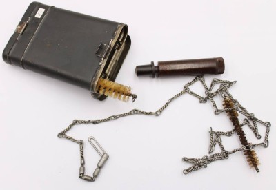 Auktion 373<br>Gewehr- Reinigungsgerät 34 (RG34),  von der Wehrmacht für den Karabiner 98k verwendet . [1]