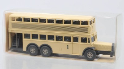 Auktion 373<br>ein Wiking-Modell von einem Berliner Doppeldeckerbus vom Typ D 38 . [1]