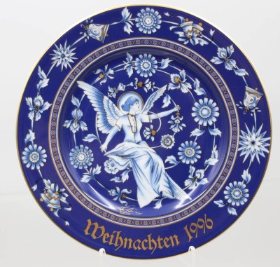 Auktion 373<br>Hutschenreuther Weihnachtsteller von 1996 . [1]