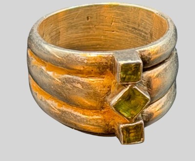 Auktion 373<br>breiter Silberring mit 3 gr. Steinen, Peridot, RG 58, 9,62 gr [1]