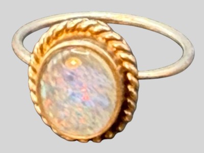 Auktion 373<br>Silberring mit Opal-Cabouchon, RG 53, 2,85 gr [1]