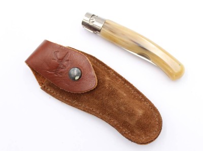 Auktion 373<br>Taschenmesser  Laguiole en Aubrac Modell mit einem Griff aus Hornspitze. [1]