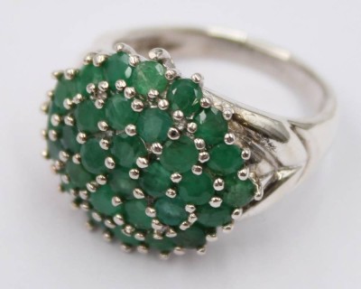 Auktion 373<br>Ring mit Smaragde, 925er Silber, RW 59, 8,2 Gramm [1]