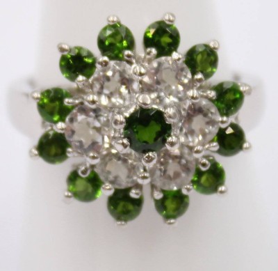 Auktion 373<br>Ring mit grünen und weißen Steinen, 925er Silber, RW 59, 6,9 Gramm [1]