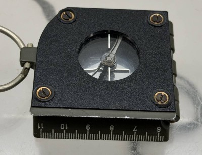 Auktion 373<br>1x Metall -Kompass in orig. Karton 