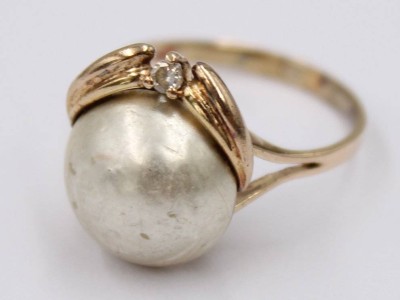 Auktion 373<br>Ring mit einer Perle, 800er Silber, RW 56, 3,7 Gramm, vergoldet [1]