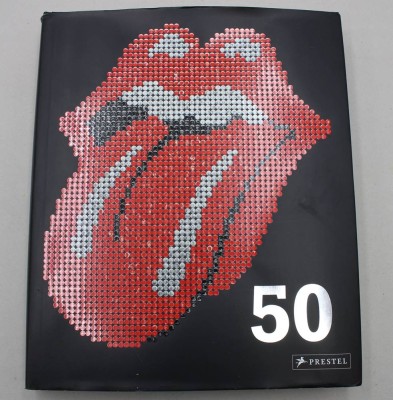 Auktion 373<br>der offizielle Bildband „The Rolling Stones: 50“ aus dem Prestel Verlag [1]