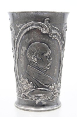 Auktion 373<br>WMF Becher - Britannia Metall  Relief von Bismarck um 1900 . [1]