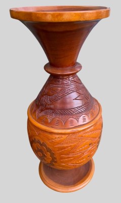 Auktion 373<br>Holzvase mit Kerbschnitzerei, H-53 cm [1]