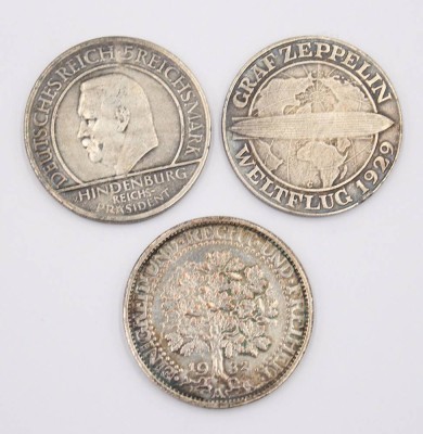 Auktion 373<br>3 x diverse  5 Reichsmark Kopien , Kupfer versilbert . [1]