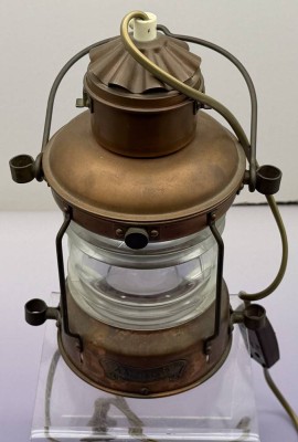 Auktion 373<br>elektrifizierte Schiffslampe, Kupfer, H-26 cm [1]
