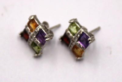 Auktion 373<br>Sterling-Ohrstecker, Amethyst, Citrin, Granat u. Peridot, 1,6gr.,  1 x 1 cm [1]
