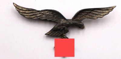 Auktion 373<br>Luftwaffen Brustadler, wohl aus der Zeit, ca. B-8,5cm [1]