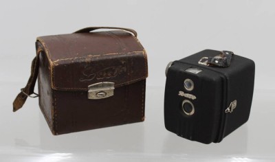 Auktion 373<br>Fotobox, Dacora Daci, um 1948, optisch gut erhalten, Funktion nicht geprüft [1]
