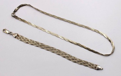 Auktion 373<br>Halskette und Armband, je 925er Silber, Italien, geflochten, zus. ca. 15gr., L-40cm und  L-18cm [1]