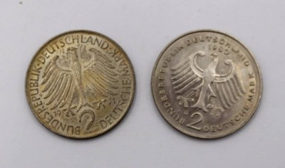 Auktion 373<br>zwei 2-Deutsche-Mark-Münzen aus der Bundesrepublik Deutschland, [1]