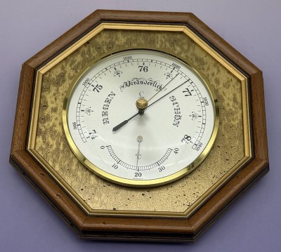 Auktion 373<br>Wand-Wetterstation 