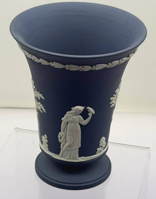 Auktion 373<br>gr. Vase 
