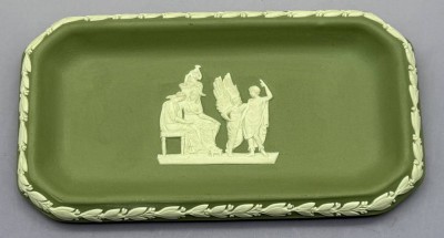 Auktion 373<br>eckige Schale 