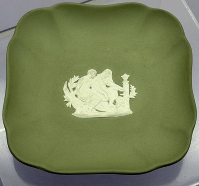 Auktion 373<br>quadrat. Schale 