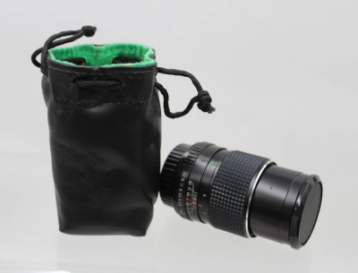 Auktion 373<br>Auto Revuenon 135mm f/2.8 Teleobjektiv, optisch gut erhalten, Funktion nicht geprüft [1]