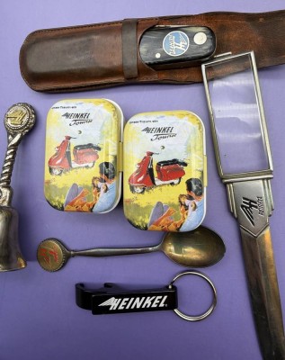 Auktion 373<br>7x Werbeteile für Heinkel Motorroller [1]