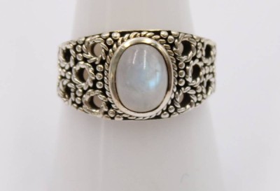 Auktion 374<br>925er Silber-Ring, Mondstein, 5gr., RG 59 [1]