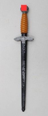 Auktion 374<br>Offiziersdolch des Heeres, Altersspuren und Korrosion, ca. L-42cm [1]