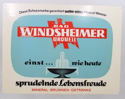 Auktion 374<br>Vintage-Werbeschild aus Kunststoff 