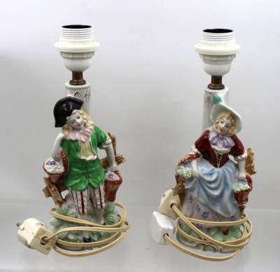 Auktion 374<br>figürliches Lampenpaar,  Japan, Knabe beschädigt ca. H-28cm [1]