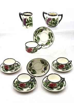 Auktion 374<br>Serviceteile, Elmshorn, florales Dekor, 5x Tassen, 6x U.T., Milch und Zucker, Zuckerdose beschädigt und ohne Deckel, ca. H-9cm [1]