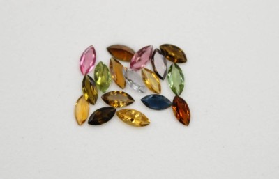 Auktion 374<br>Konvolut Multicolor Turmaline, ca. 4,3 Karat [1]