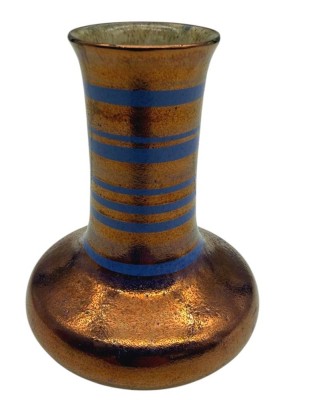 Auktion 374<br>kl. Väschen, Lüsterware, von Bücking/Börnsen, signiert, H-10,5 cm [1]