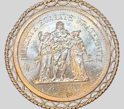 Auktion 374<br>Frankreich, 50 Französische Francs Herkules - Silber-900-, in Silberfassung-835-, zus. 36,78 gr [1]