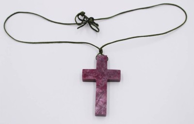 Auktion 374<br>Rhodonit- Kreuz an Stoffband , [1]