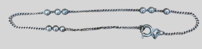 Auktion 374<br>feines Armkettchen mit Silberperlen, L-19 cm, 1,46 [1]